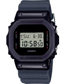 "Casio" DW-5600NNJ-2