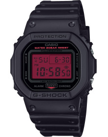 "Casio" DW-5600BBR-1
