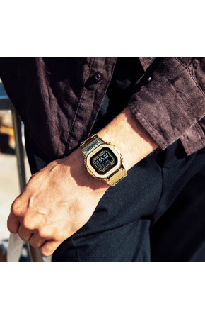Casio G-Shock GMW-B5000GD-9